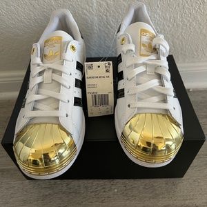 Adidas superstar metal toe